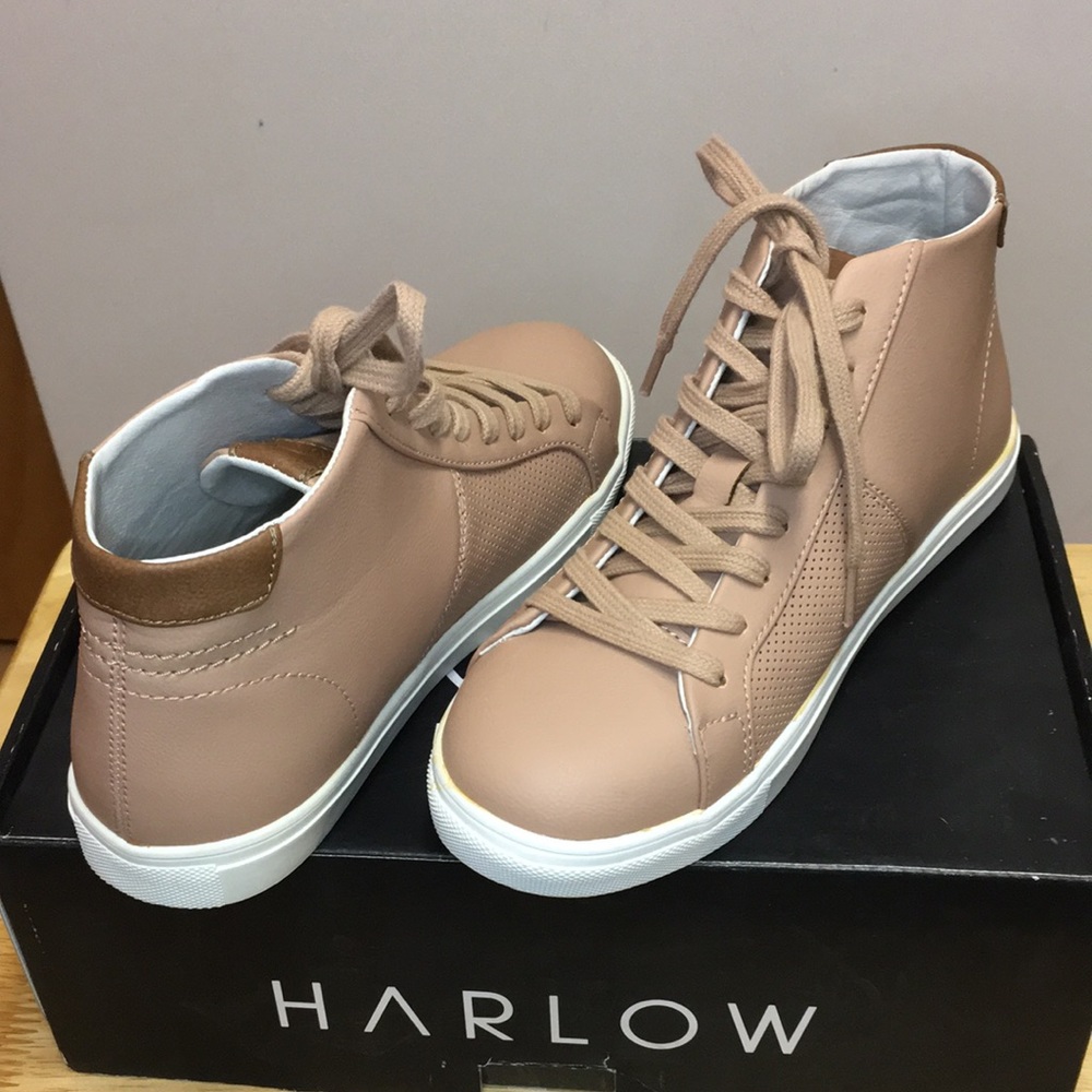 🌟SALE🌟Nude/tan Hi-top